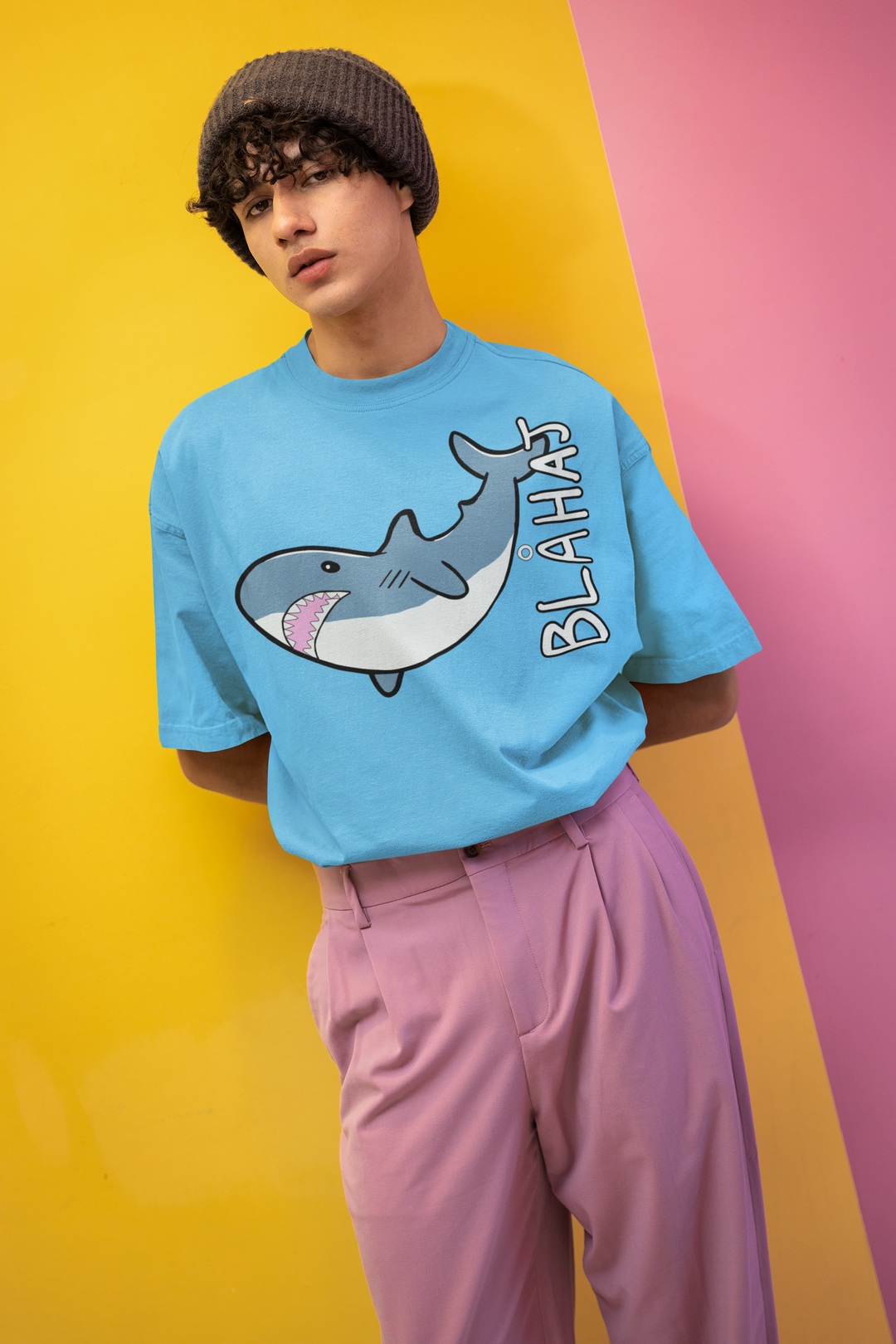 Cutes Femboys Shirt – BLÅHAJ Look Edition 2025 - Blahajs loves to cuddle
