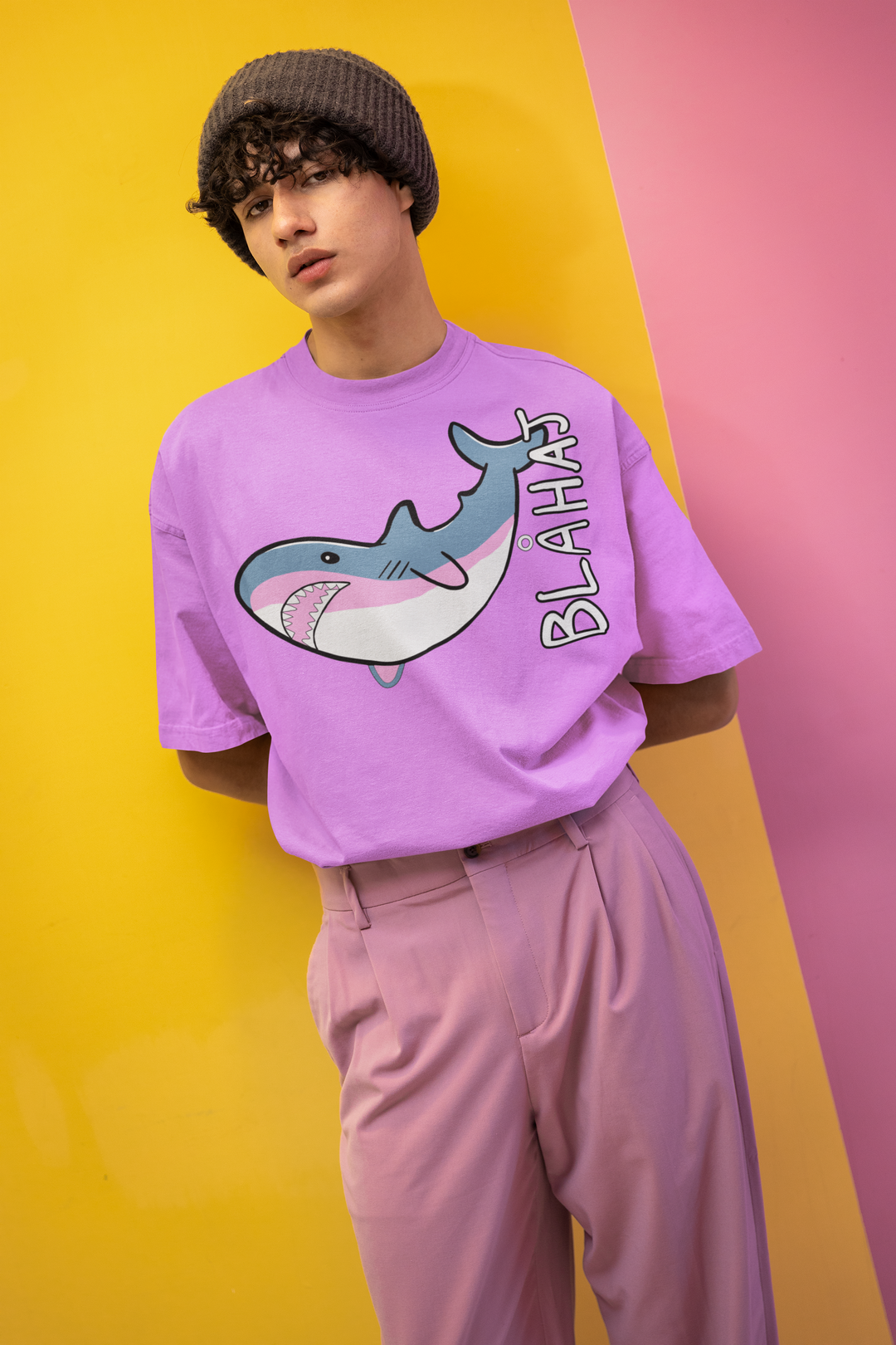 Cutes Femboys Shirt – BLÅHAJ Look Edition 2025 - Blahajs loves to cuddle